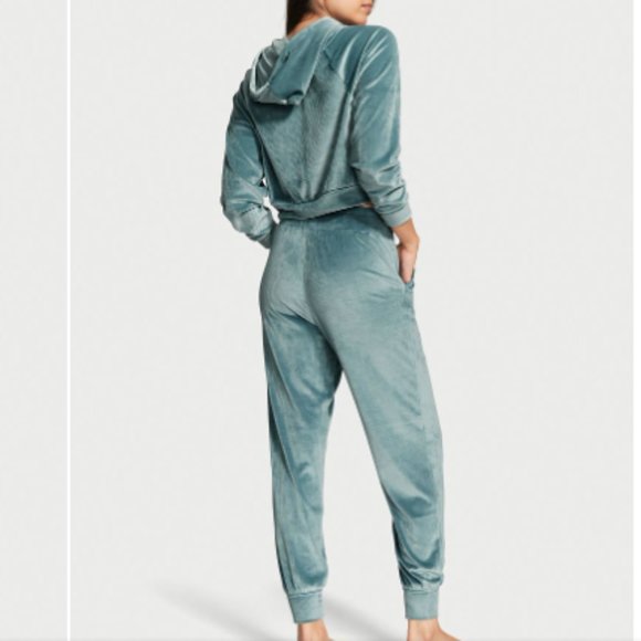 Victoria's Secret Tops - Victoria’s Secret 2PIECE Velour Jogger set- Zip Up & Pants Tracksuit SZ XL EUC